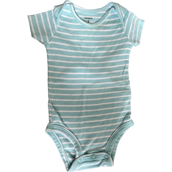 Carter’s Baby Boy 0-3m Modern Clothing Lot - Picture 8 of 9